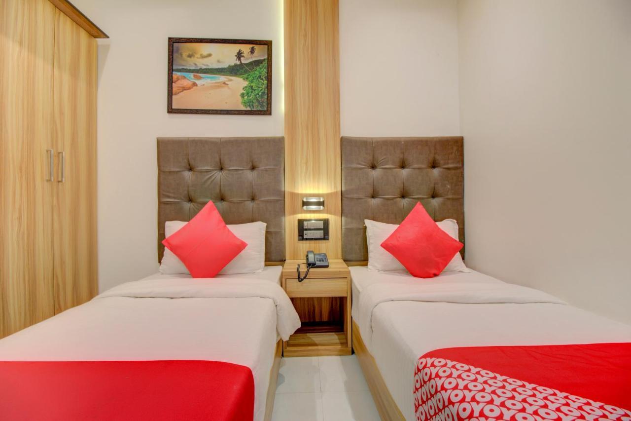 Oyo 76180 Hotel Meriton Mumbai Exterior foto